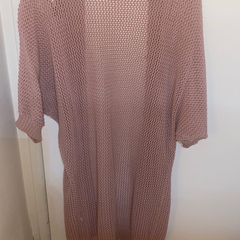 Pink sweater - Picture 3 of 3